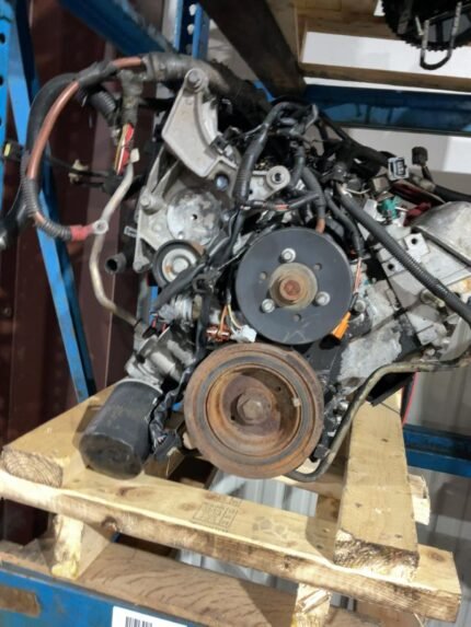 2000 Land Rover Discovery 4.0L V8 Engine Assembly